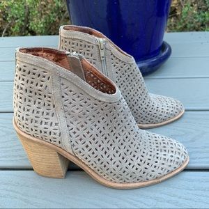 JEFFREY CAMPBELL Medera Laser Cut Sued Leather Booties Women’s Size 5 EUC
